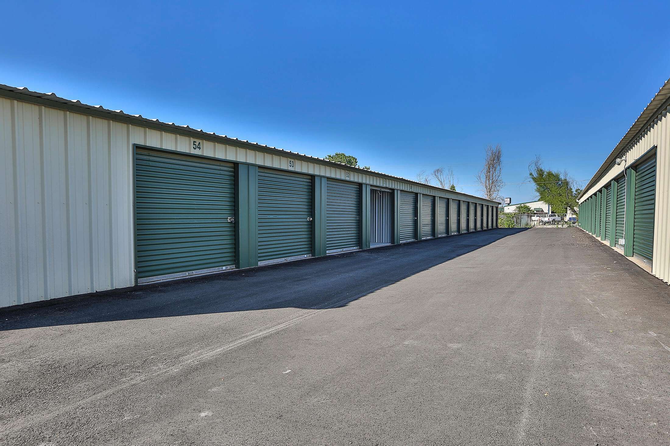 Self storage deals units near me